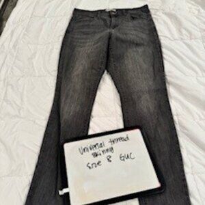 Universal Thread Jeans